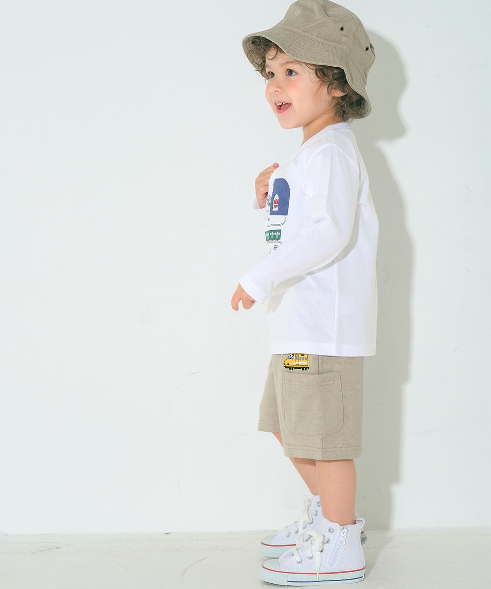ベビー服 男の子 子ども服 こども キッズ 綿100％ 電車 ワッペン ロンドン街並み プリント オフホワイト(11) モデル画像全身