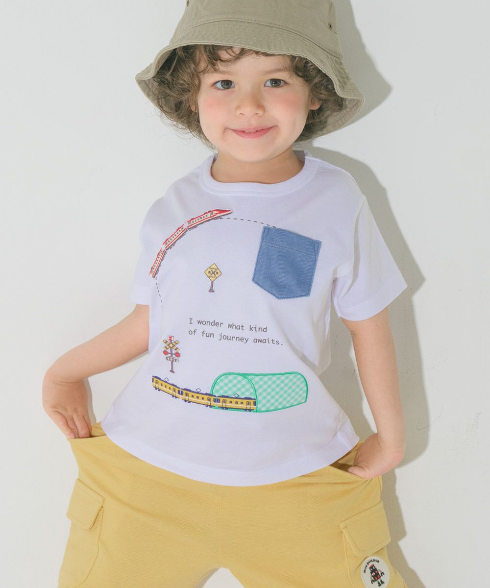 ベビー服 男の子 綿100％ 電車刺繍 ポケットつき 乗り物Tシャツ オフホワイト(11) モデル画像アップ