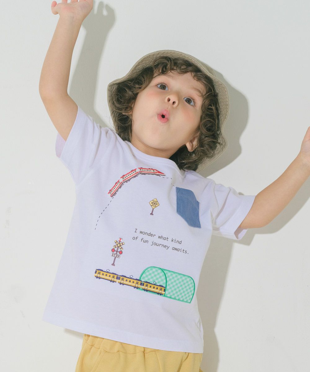 ベビー服 男の子 綿100％ 電車刺繍 ポケットつき 乗り物Tシャツ オフホワイト(11) モデル画像3
