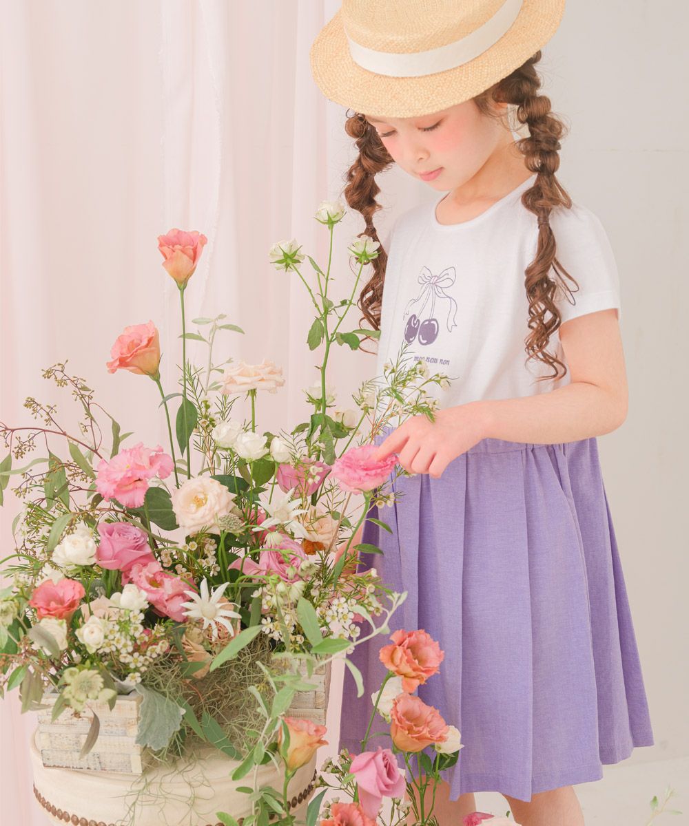 子供服 女の子 チェリー ロゴ刺繍 プリーツ風ドッキングワンピース パープル(91) モデル画像2