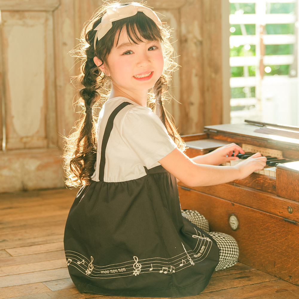 ベビー服 女の子 音符＆ブランドロゴ刺繍 重ね着風Tシャツ