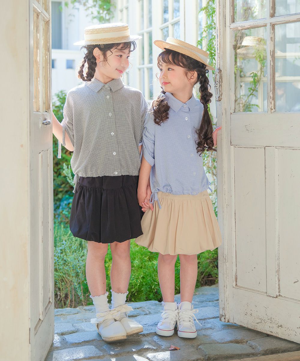 子供服 女の子 チェック柄 2way 襟付き前開きシャツ ホワイト×ブラック(10) モデル画像3