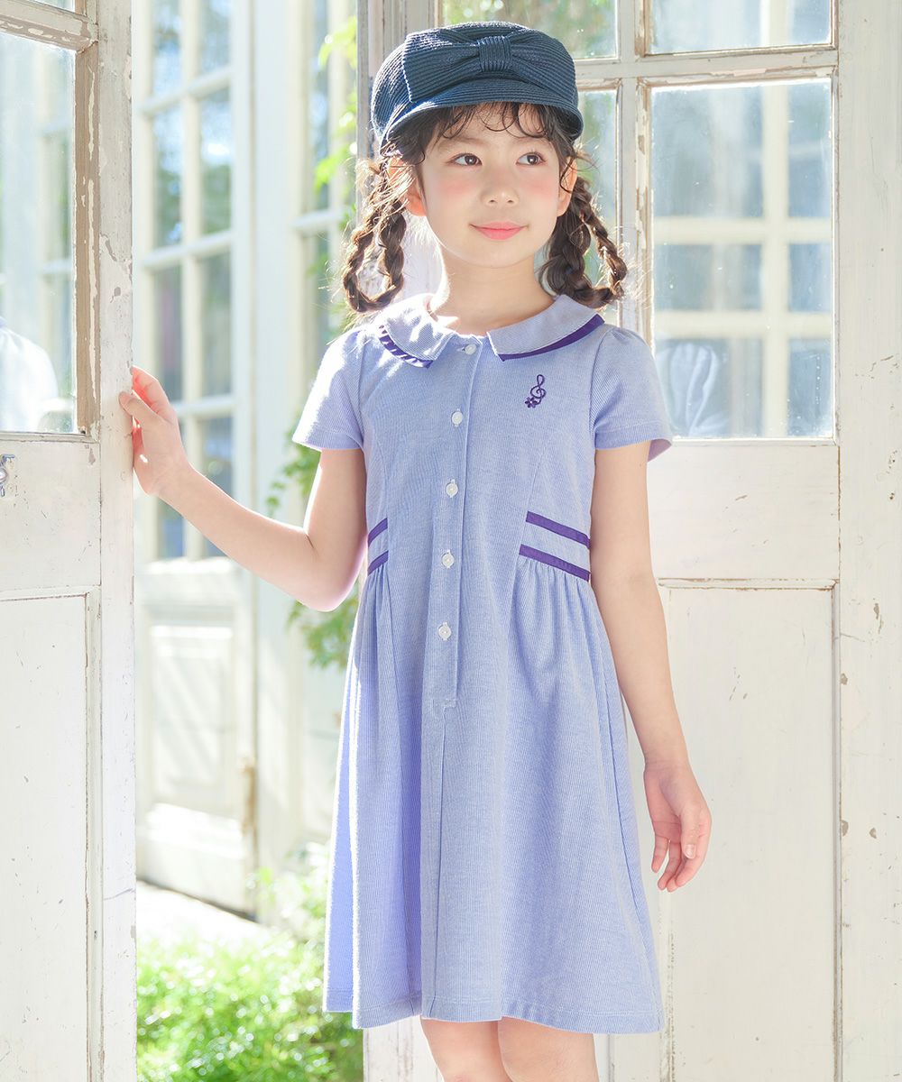 子供服 女の子 ストライプ柄 襟付き ギャザーワンピース ブルー(61) モデル画像アップ