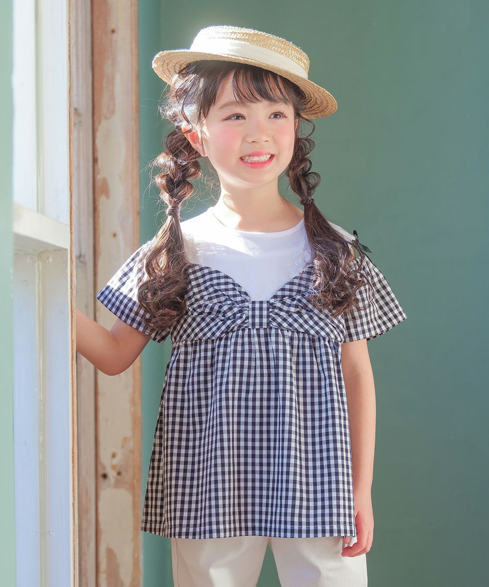 子供服 女の子 ギンガムチェック柄 リボンつき肩あきTシャツ ブラック(00) モデル画像アップ