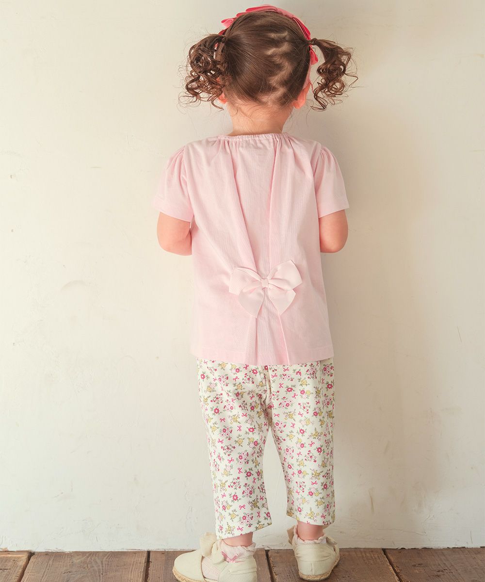 ベビー服 女の子 オーガニックコットン 花柄 7分丈 レギンスパンツ ピンク(02) モデル画像全身