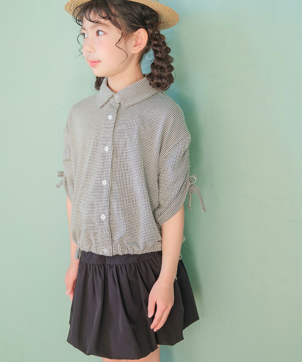 子供服 女の子 ストレッチツイル バルーンスカート ブラック(00) モデル画像アップ